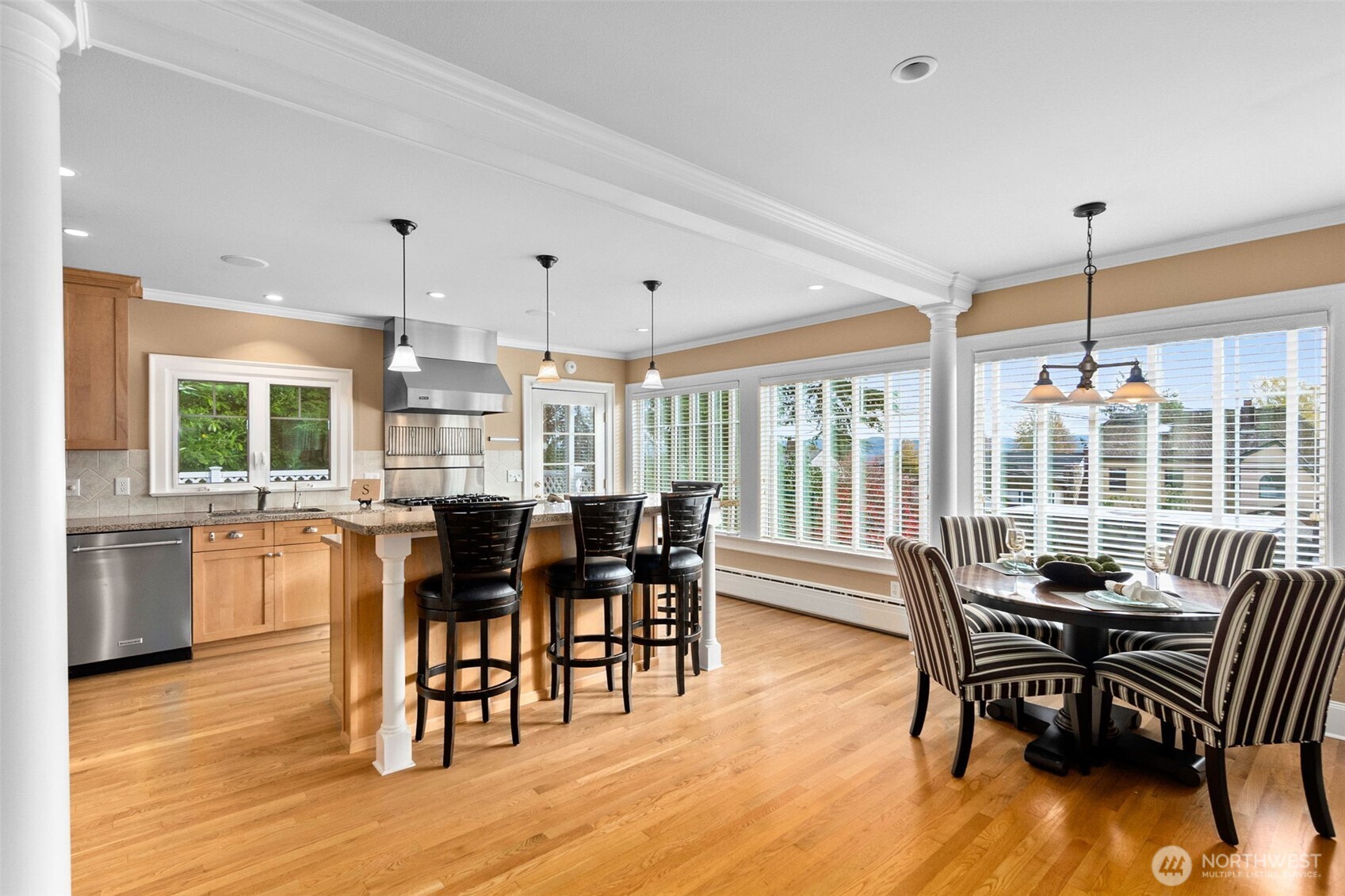 317 W 10th Street , Aberdeen, WA 98520