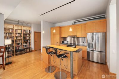 81 Vine Street #406, Seattle, WA 98121 - Photo 11