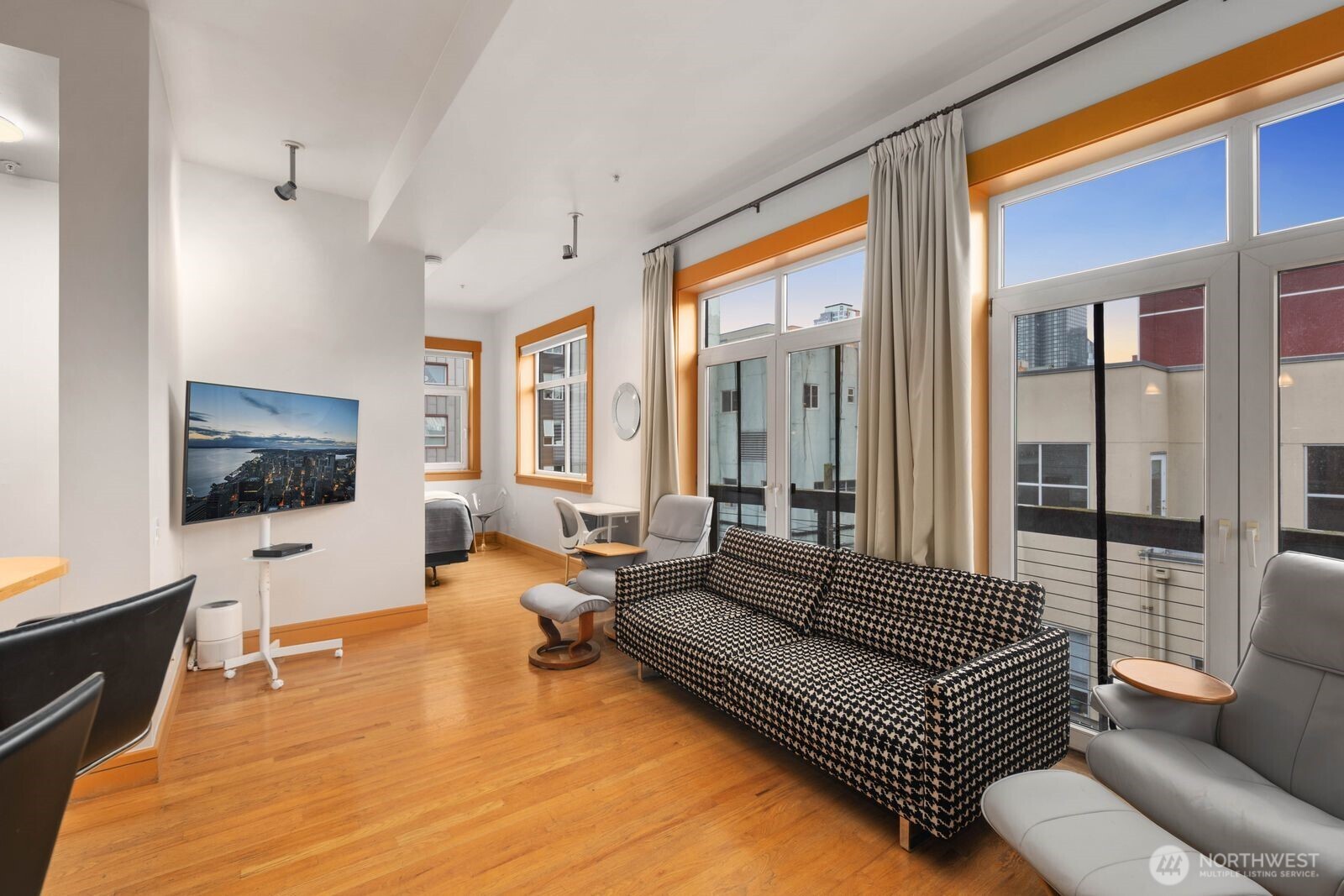 81 Vine Street #406, Seattle, WA 98121