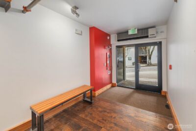 81 Vine Street #406, Seattle, WA 98121 - Photo 32