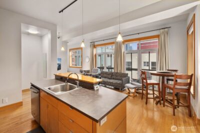 81 Vine Street #406, Seattle, WA 98121 - Photo 8