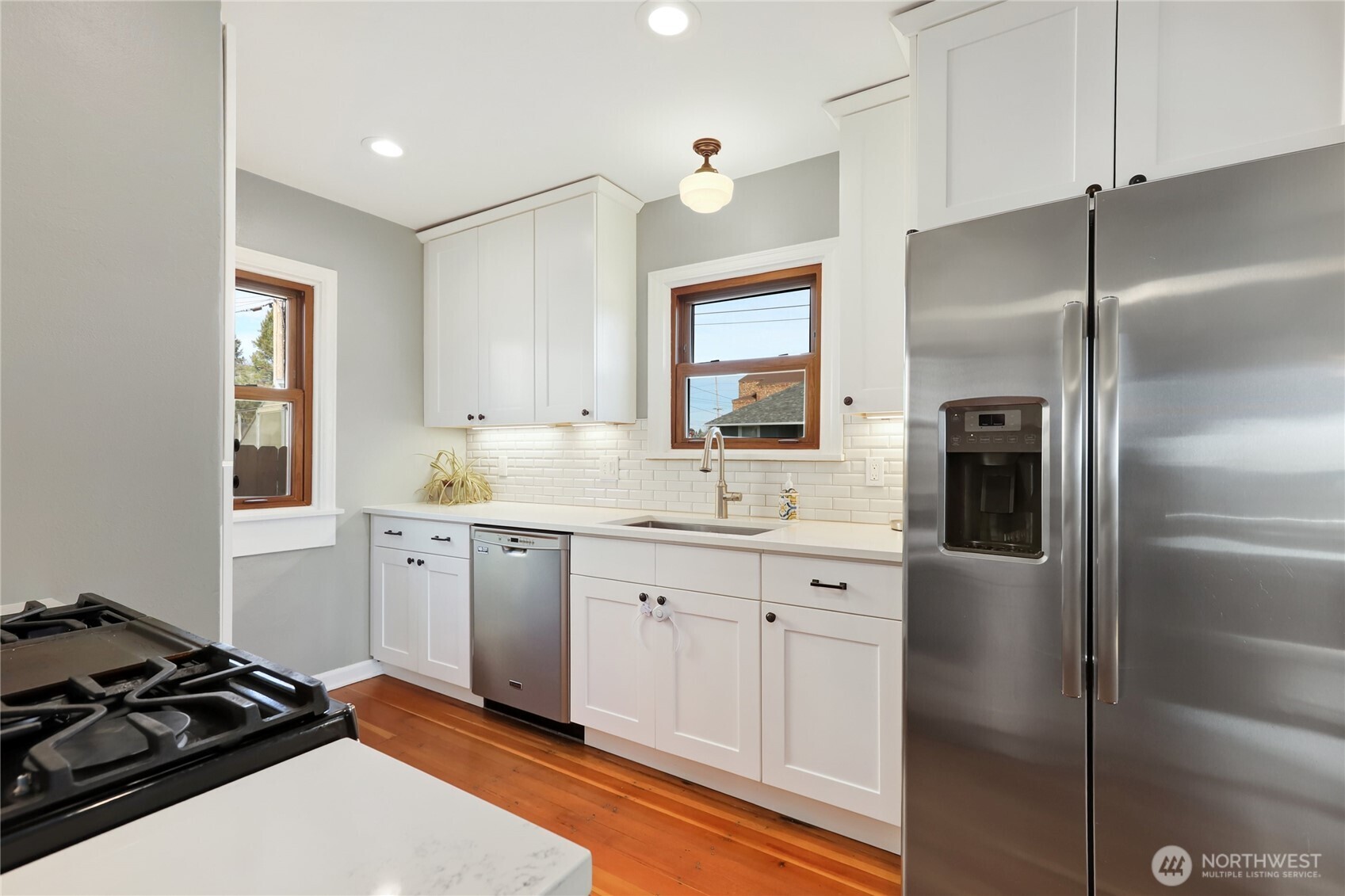 1121 Chester Avenue , Bremerton, WA 98337-1368