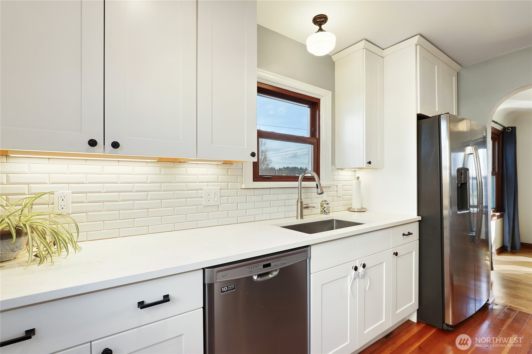 1121 Chester Avenue , Bremerton, WA 98337-1368