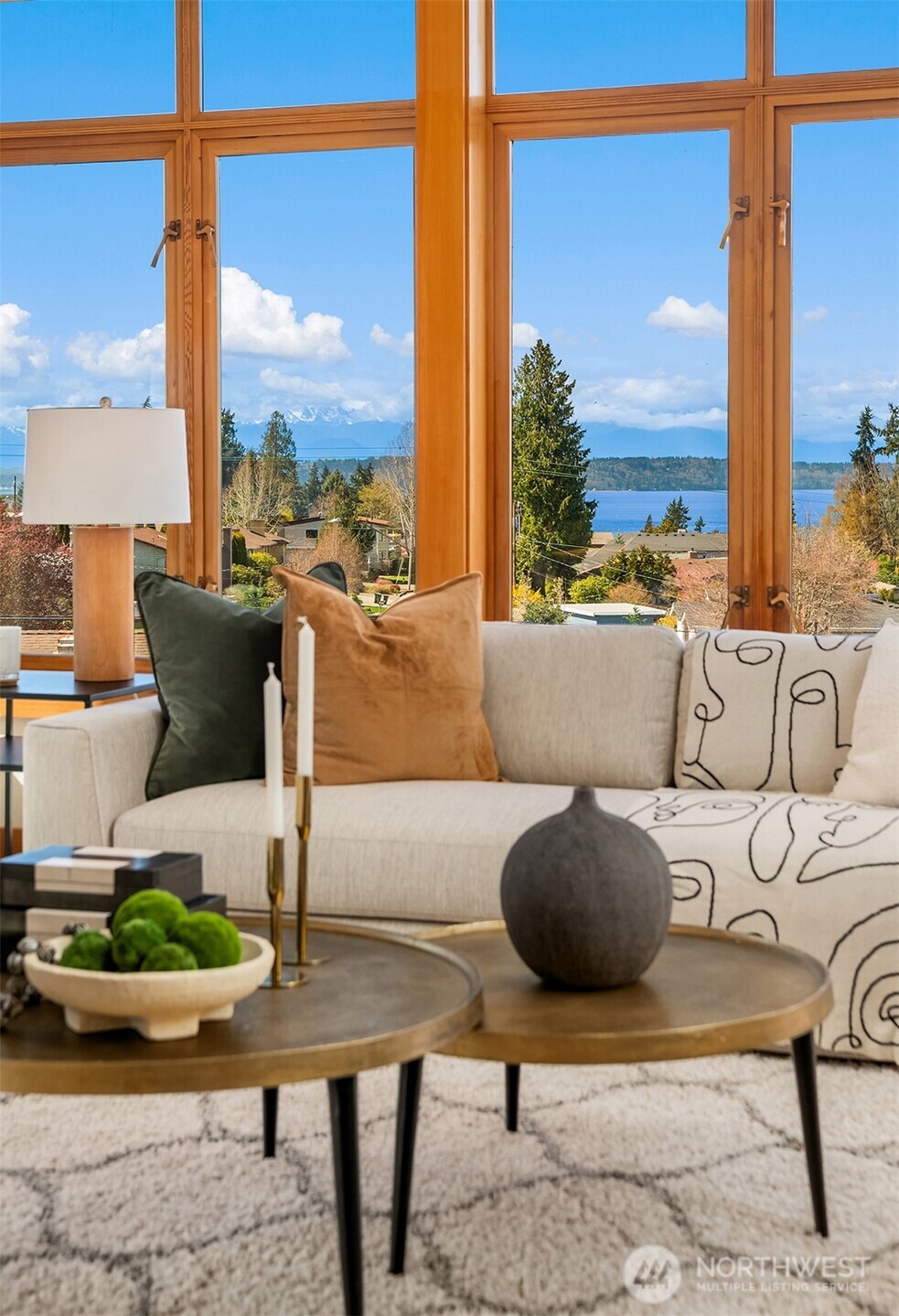 1105 Daley Place , Edmonds, WA 98020