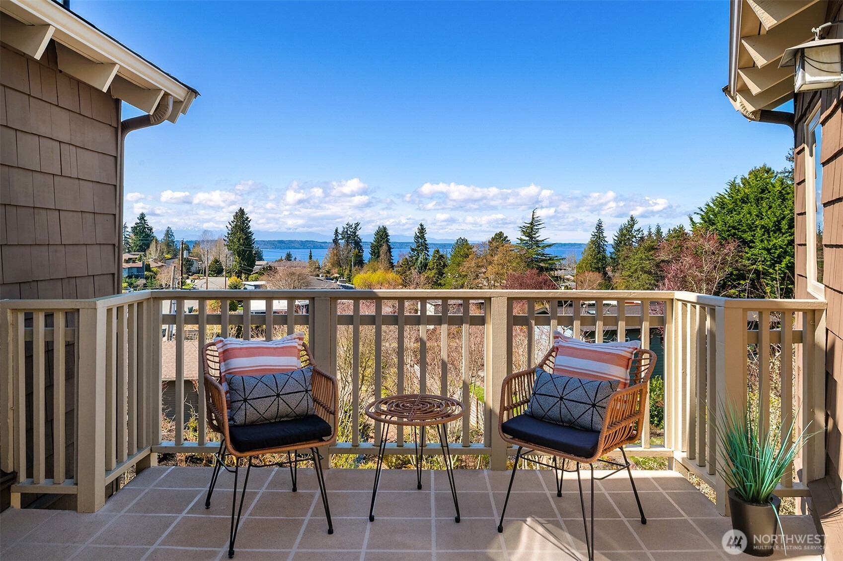 1105 Daley Place , Edmonds, WA 98020