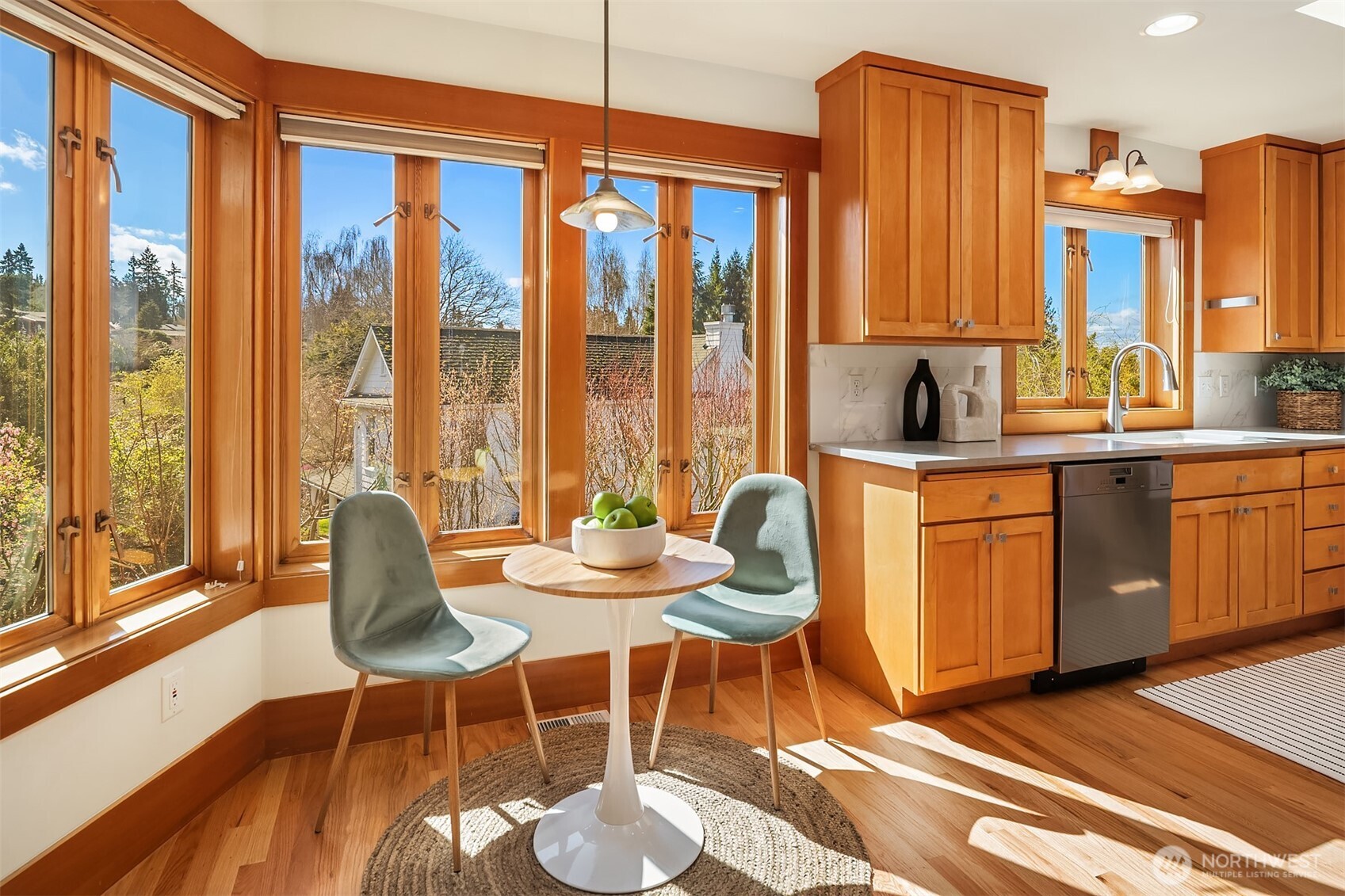 1105 Daley Place , Edmonds, WA 98020