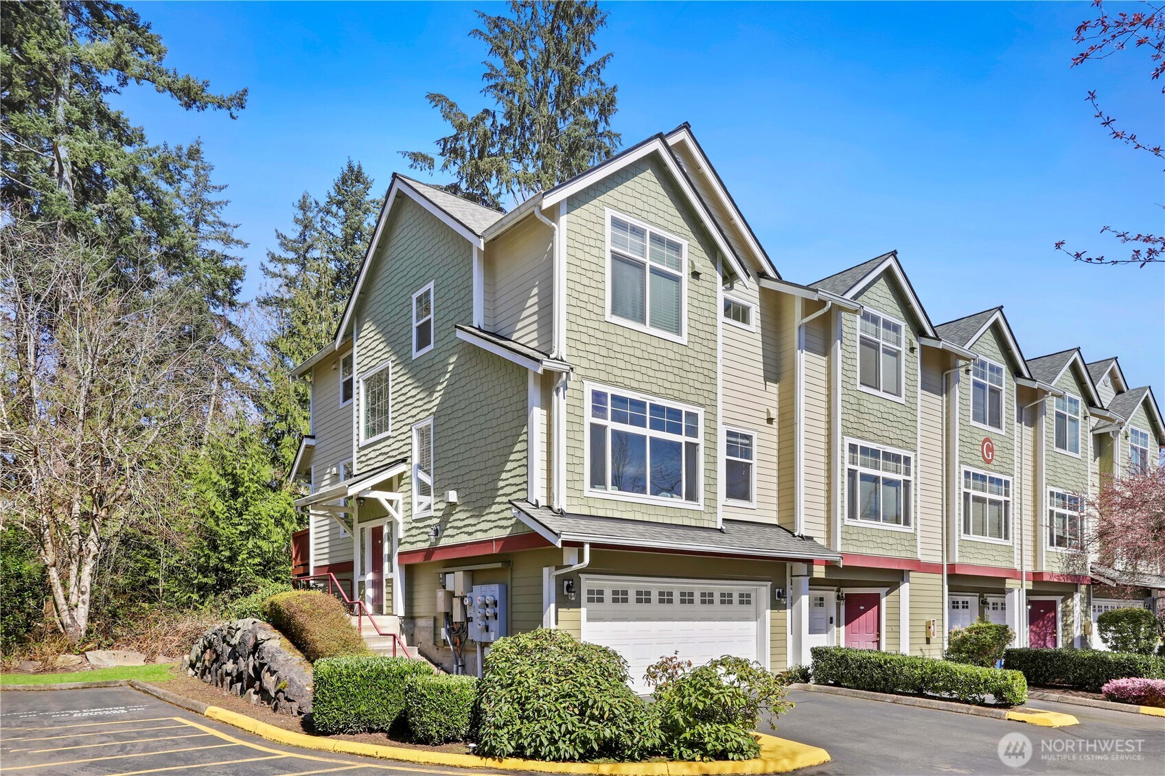 13000 Admiralty Way #G101, Everett, WA 98204