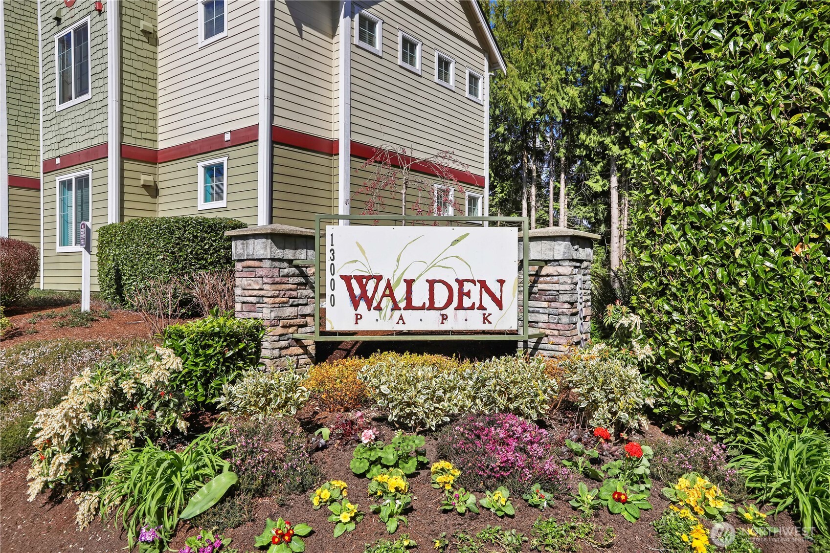 13000 Admiralty Way #G101, Everett, WA 98204