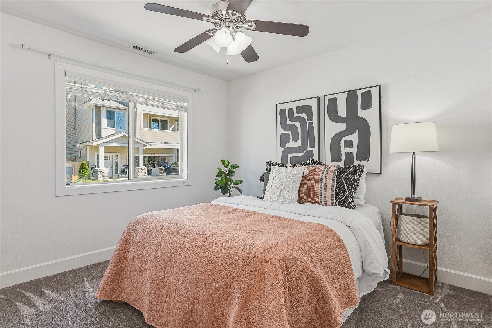 20042 94th Avenue NE, Bothell, WA 98011