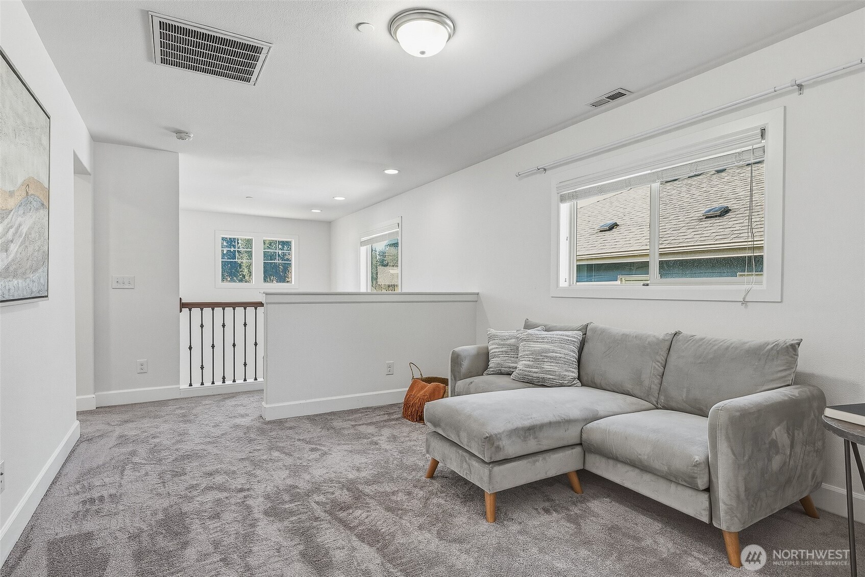 20042 94th Avenue NE, Bothell, WA 98011