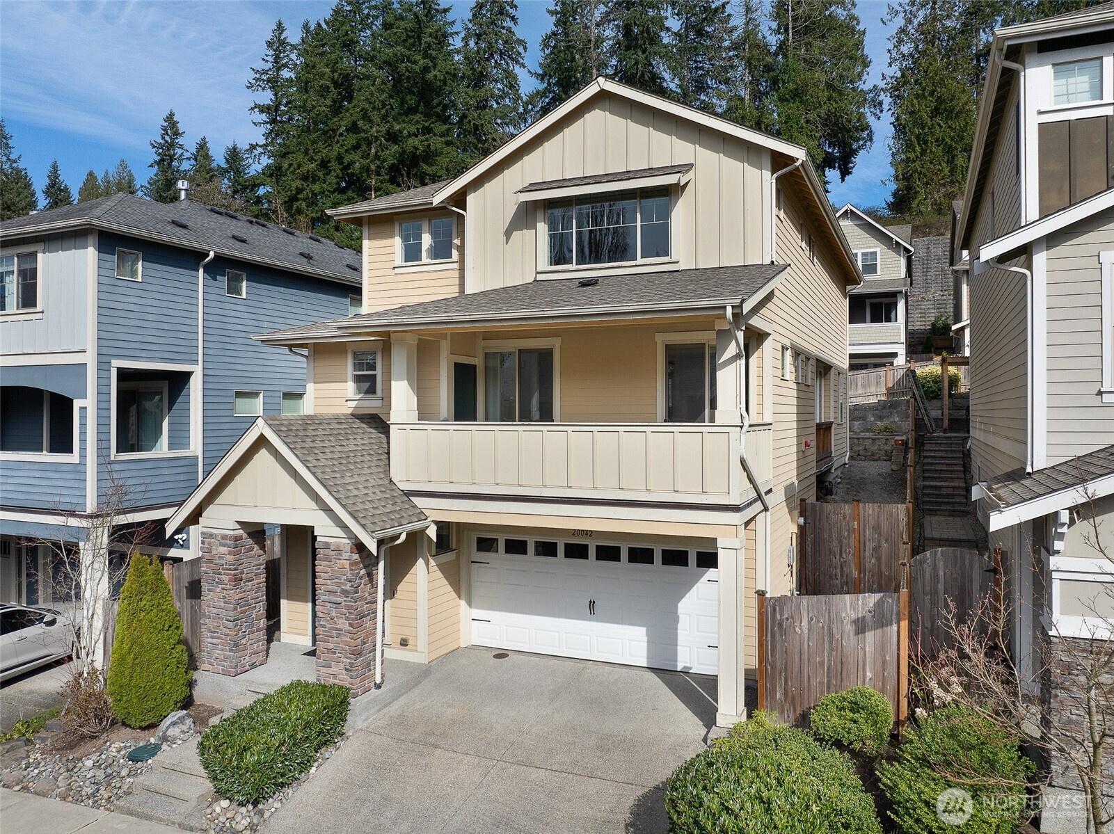 20042 94th Avenue NE, Bothell, WA 98011