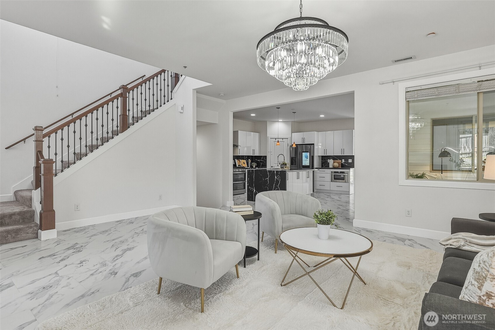 20042 94th Avenue NE, Bothell, WA 98011