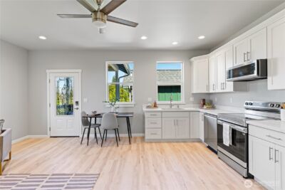 3650 Commercial Avenue , Anacortes, WA 98221-4230 - Photo 3