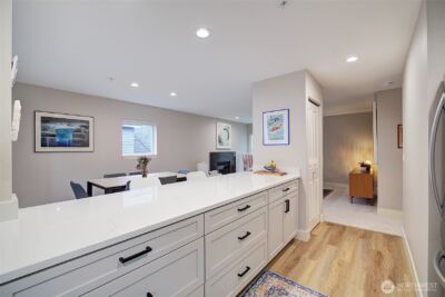 215 20th Avenue E #307, Seattle, WA 98112 - Photo 18