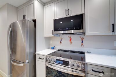 215 20th Avenue E #307, Seattle, WA 98112 - Photo 19