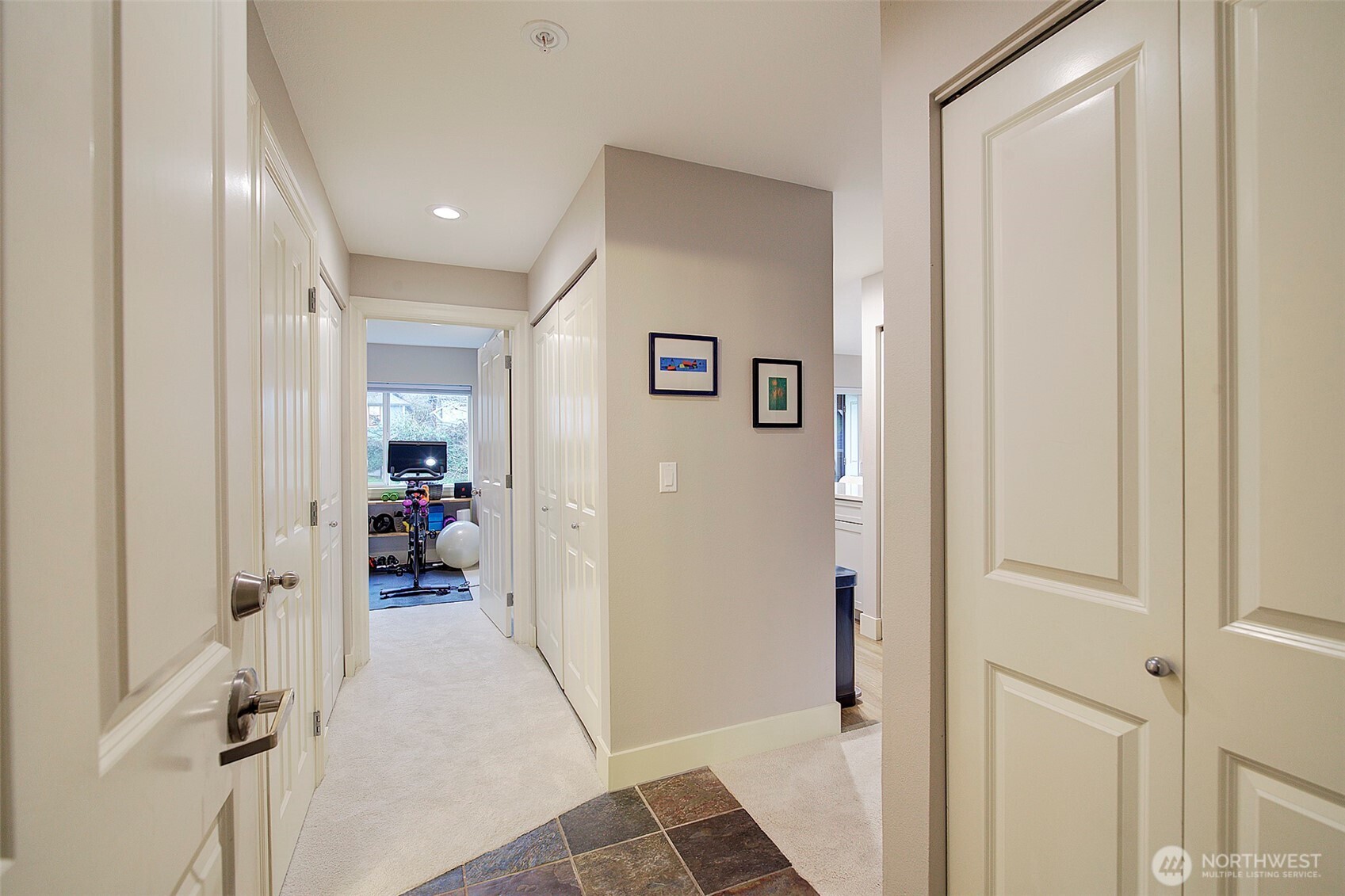 215 20th Avenue E #307, Seattle, WA 98112