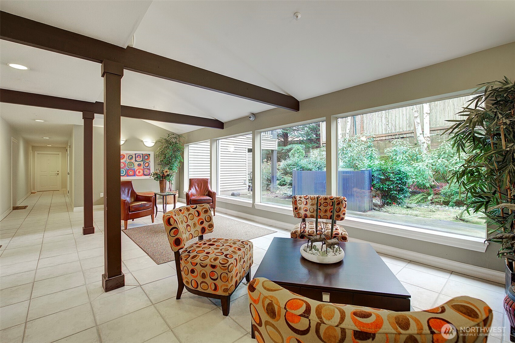 215 20th Avenue E #307, Seattle, WA 98112