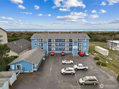 835 Ocean Shores Boulevard NW #303, Ocean Shores, WA 98569 - Photo 3