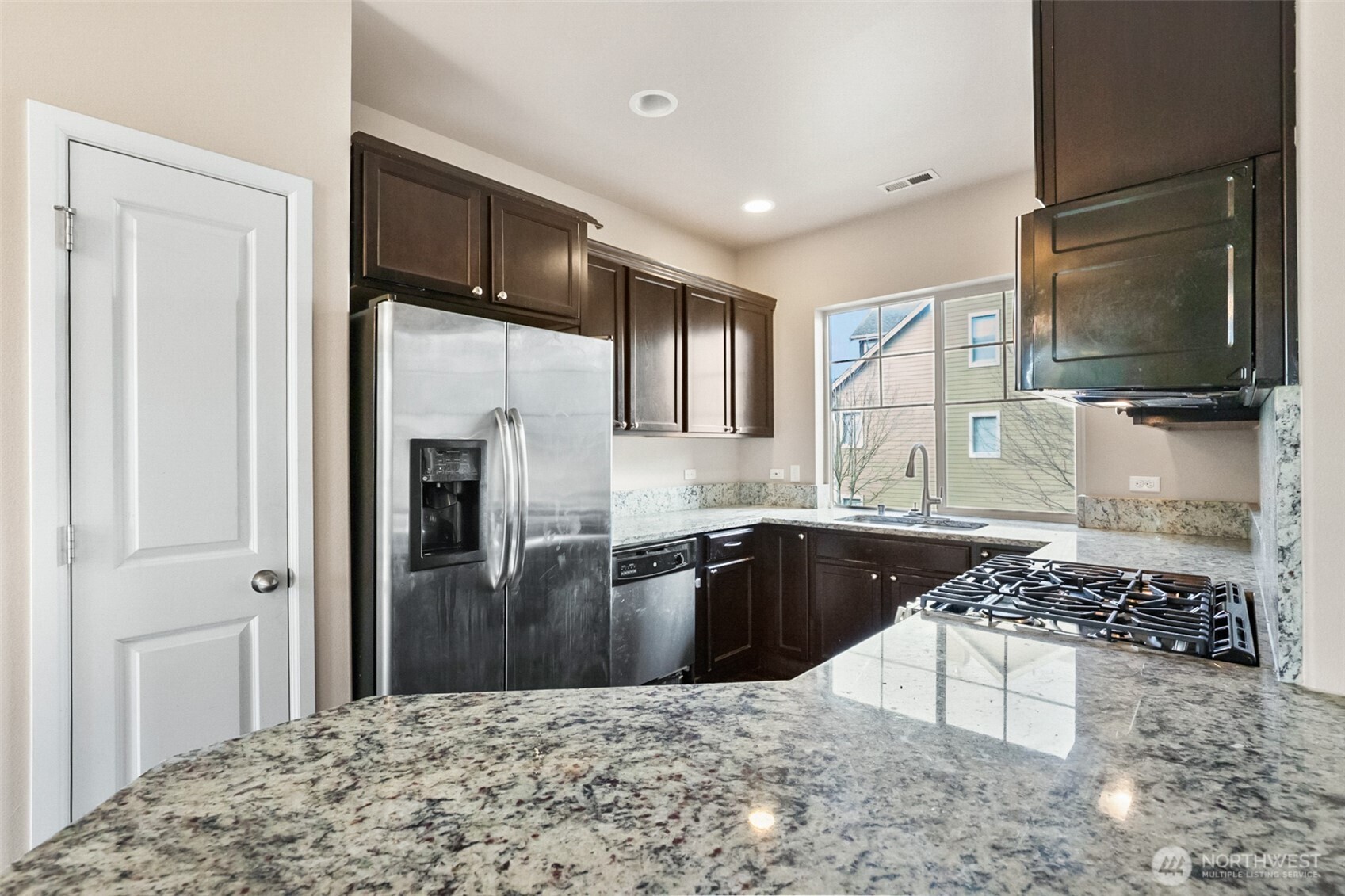 1206 100th Court SE #11, Everett, WA 98208