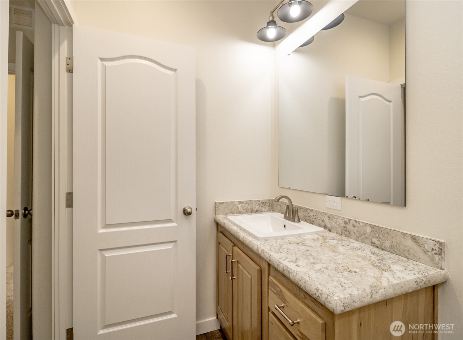 2611 S 288th Street #6, Federal Way, WA 98003-7928