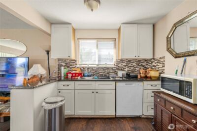 1561 S 35th Street , Tacoma, WA 98418 - Photo 13