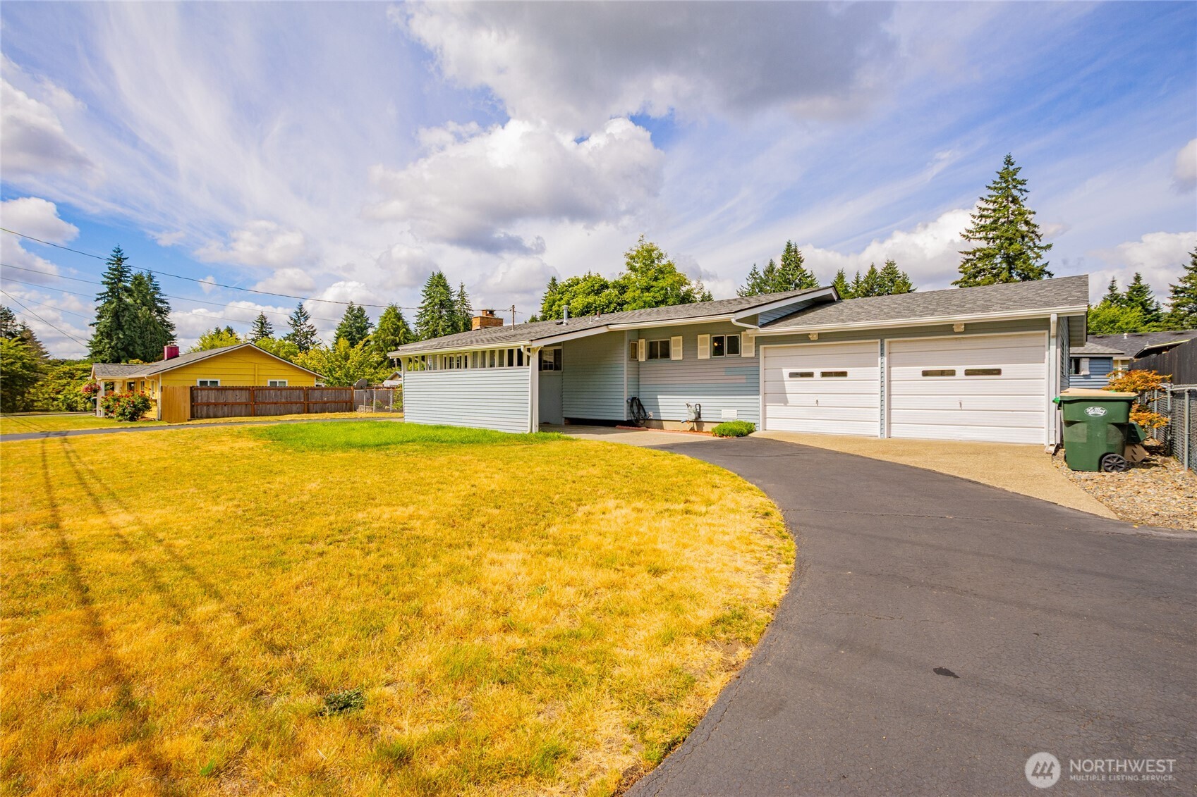 2209 Golf Club Road SE, Lacey, WA 98503