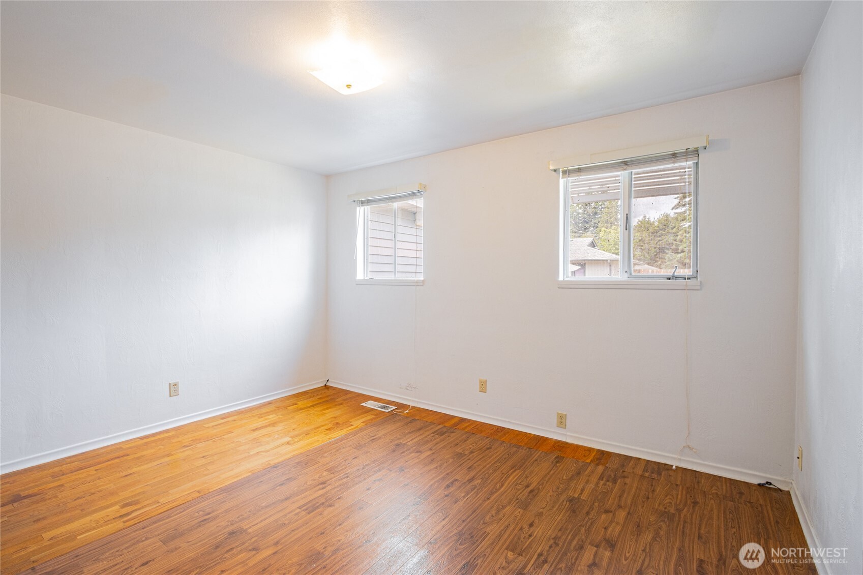 2209 Golf Club Road SE, Lacey, WA 98503