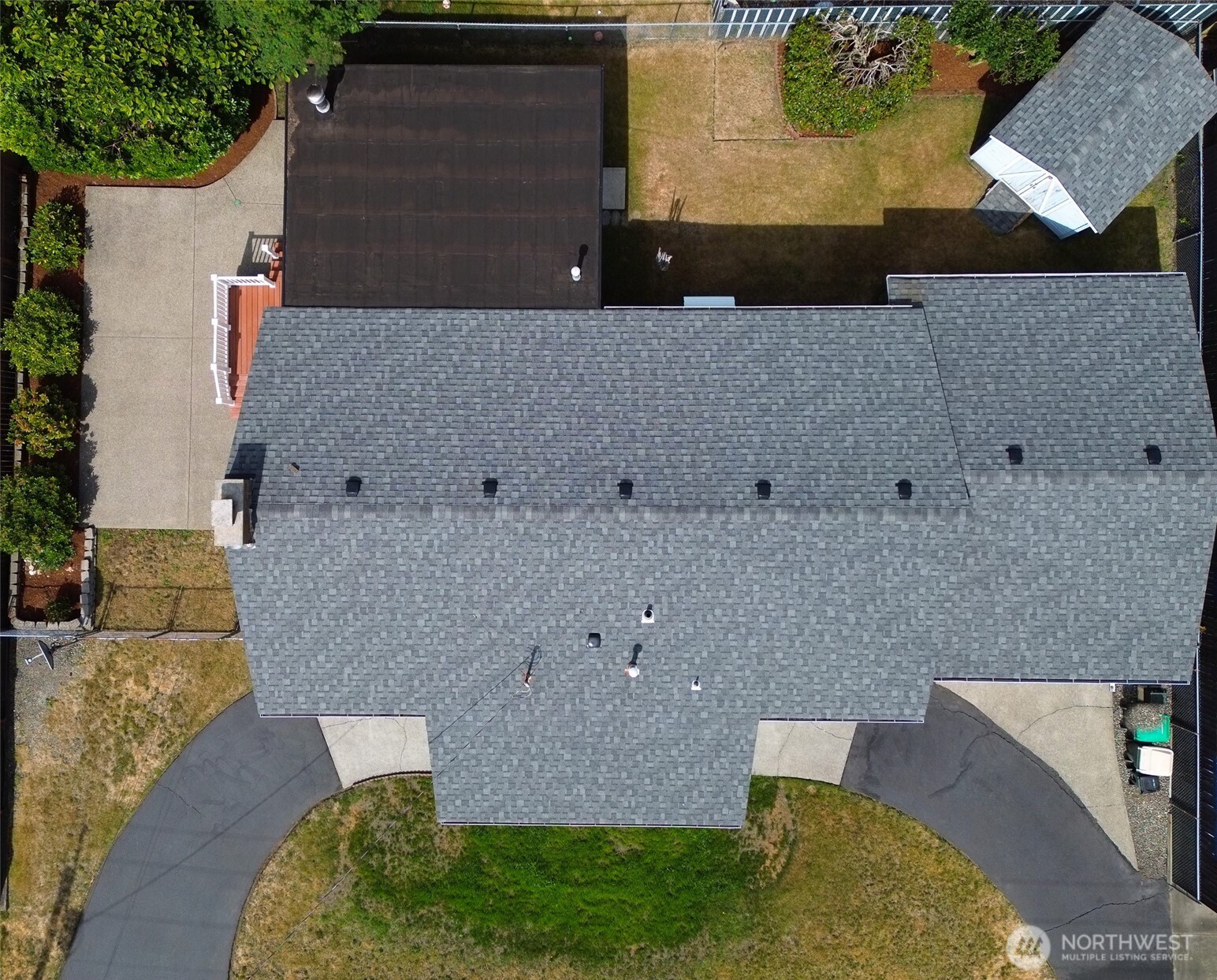 2209 Golf Club Road SE, Lacey, WA 98503