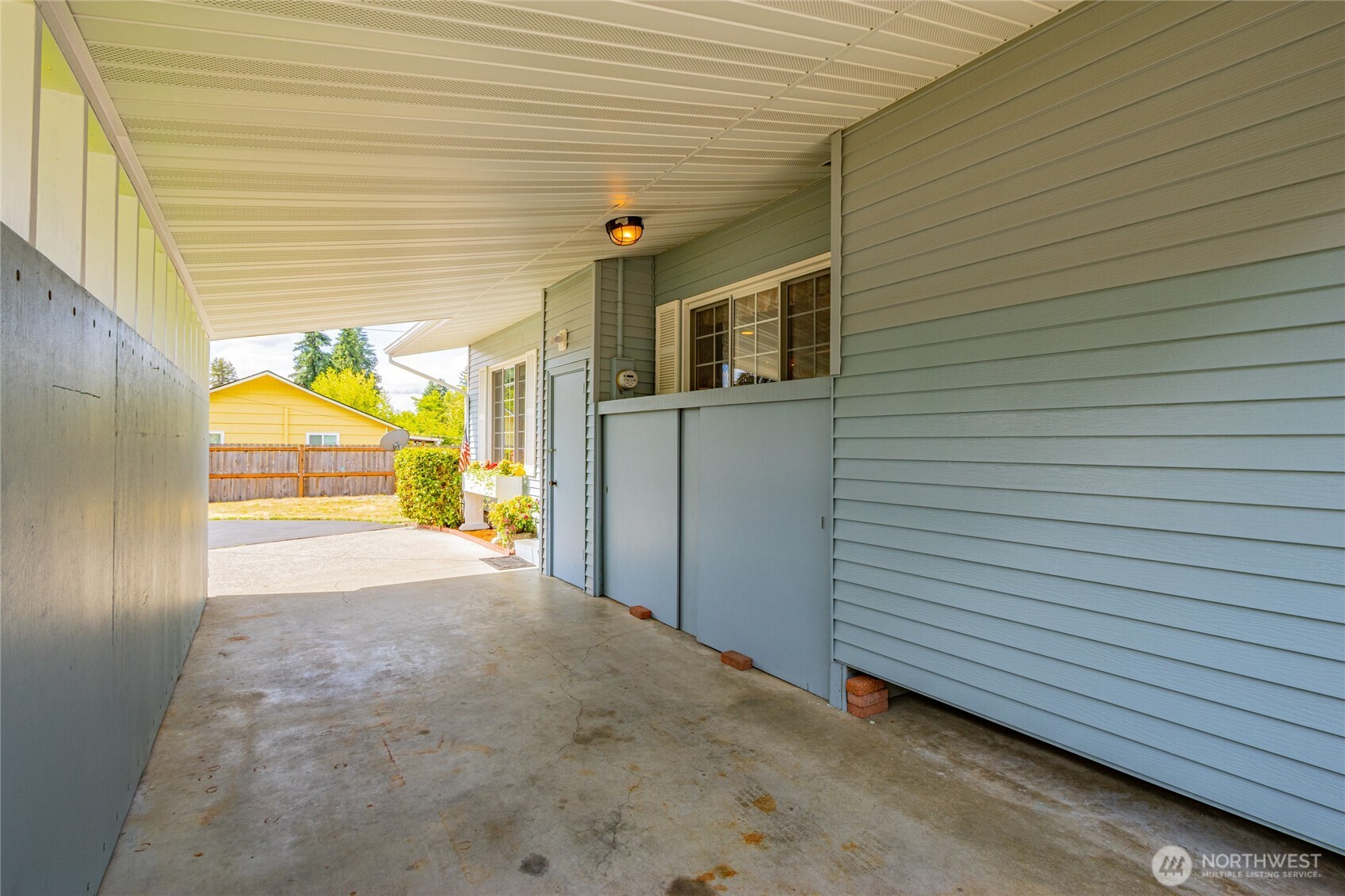 2209 Golf Club Road SE, Lacey, WA 98503