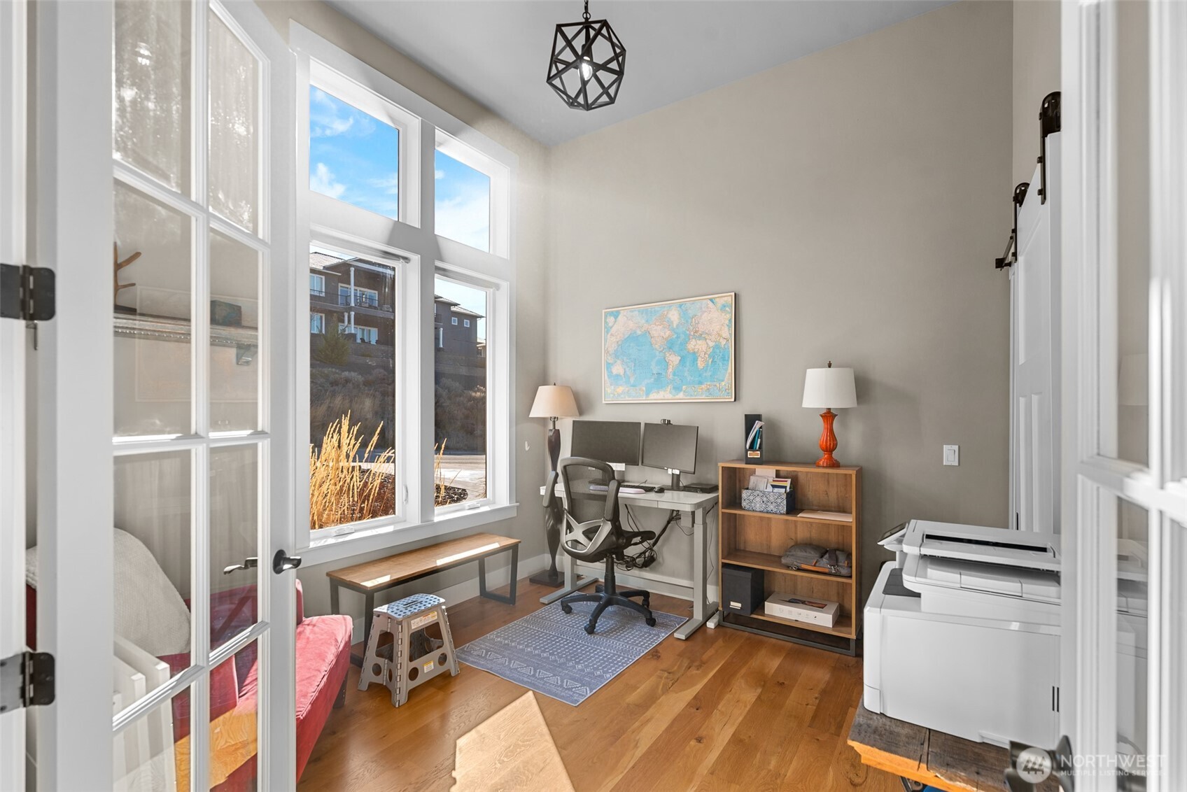 2910 N Baker Avenue , East Wenatchee, WA 98802