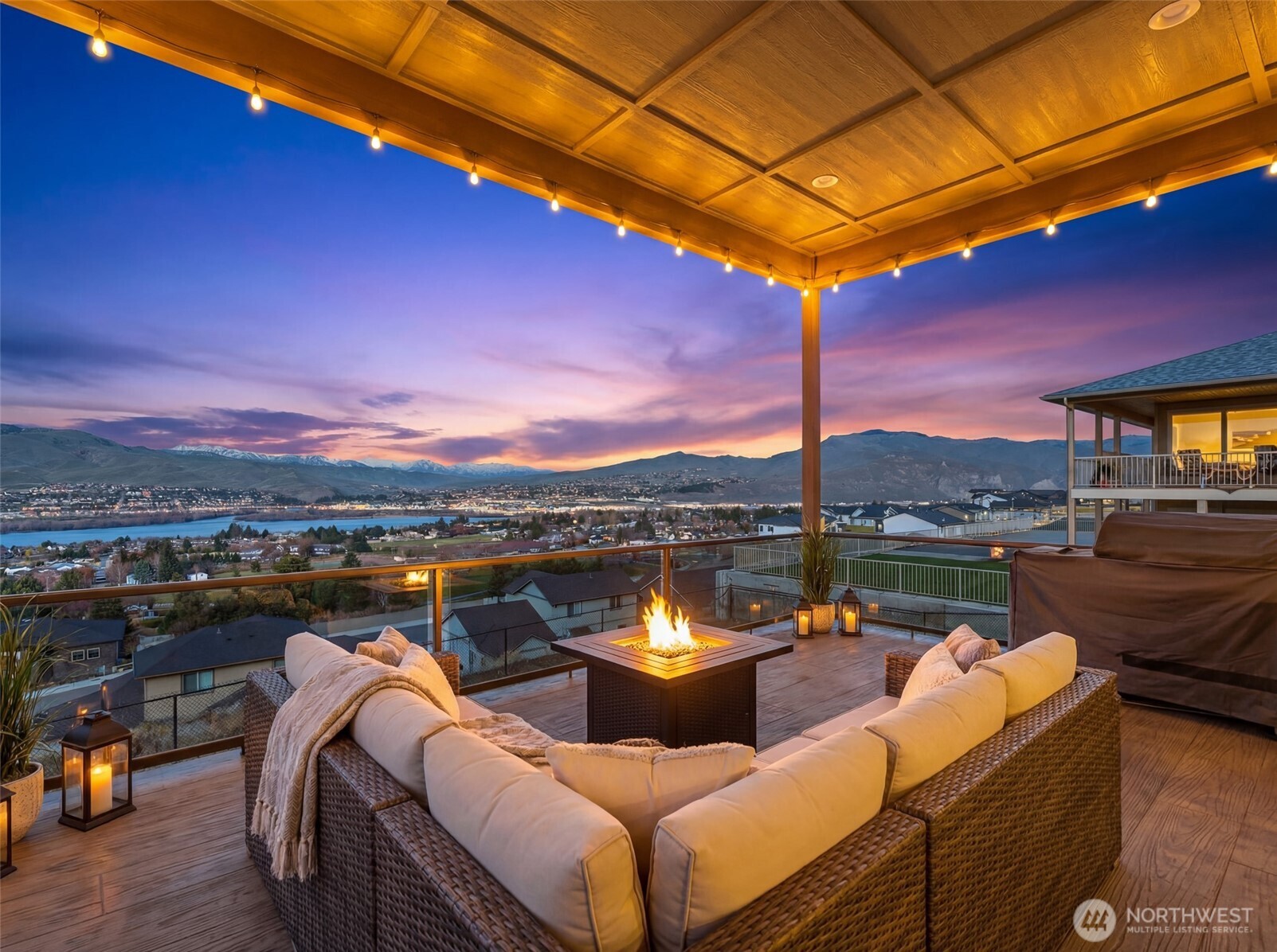 2910 N Baker Avenue , East Wenatchee, WA 98802