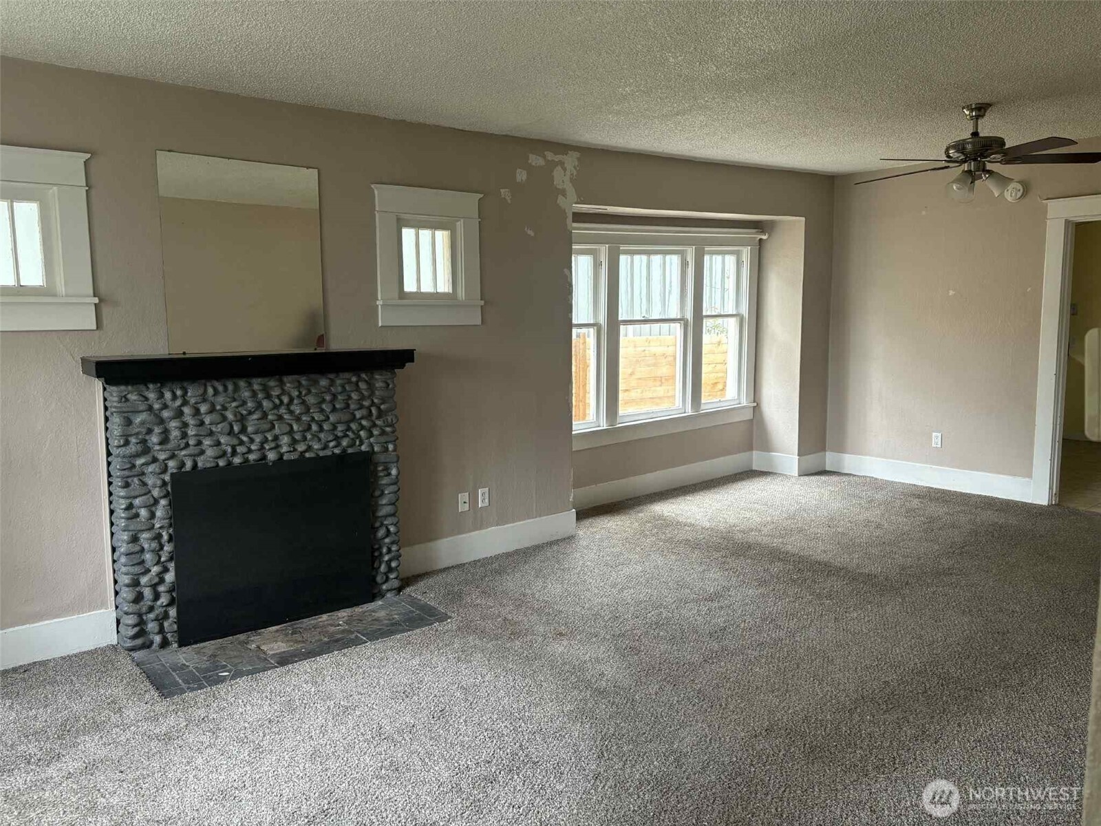 4834 S Park Avenue , Tacoma, WA 98408