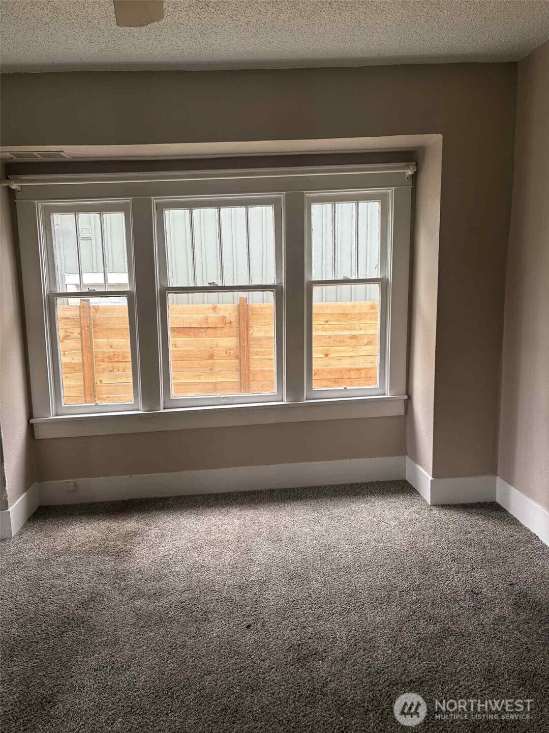 4834 S Park Avenue , Tacoma, WA 98408