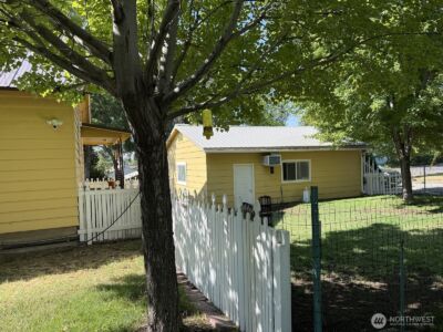 18 Cherry Avenue W, Omak, WA 98841-9707 - Photo 6