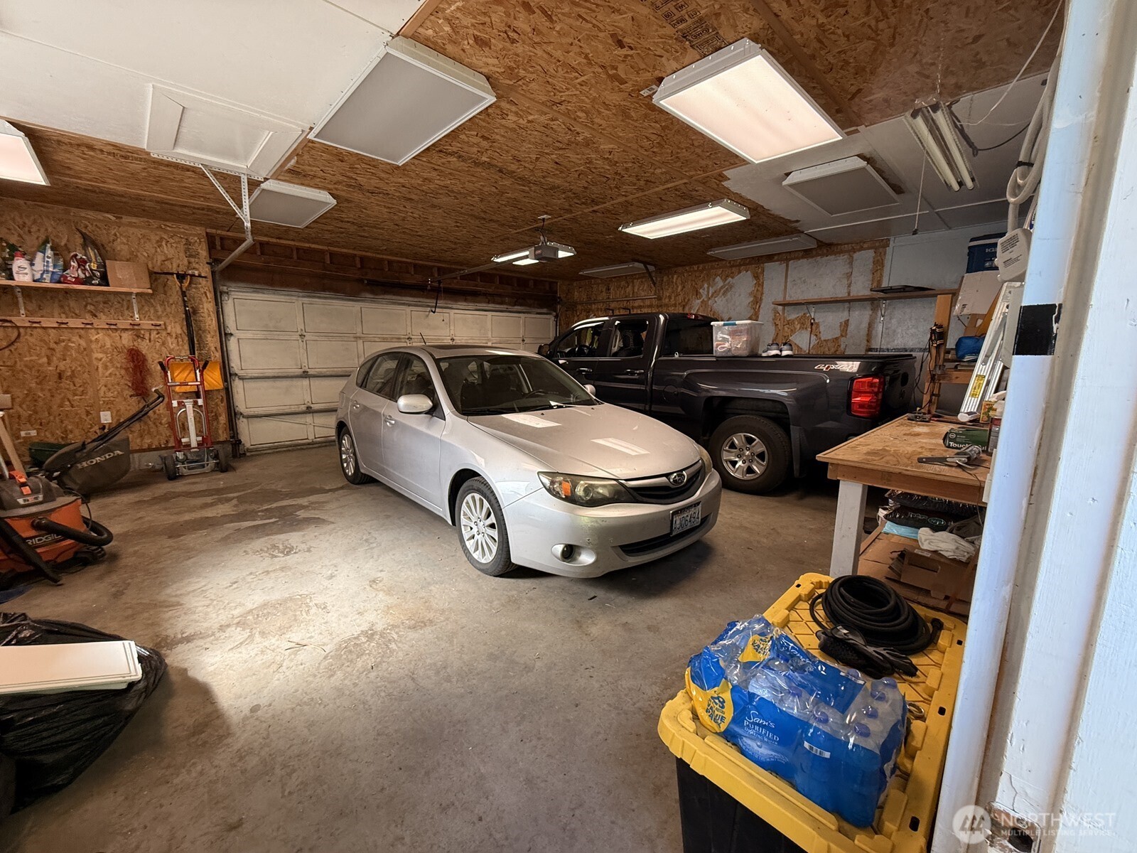 18 Cherry Avenue W, Omak, WA 98841-9707