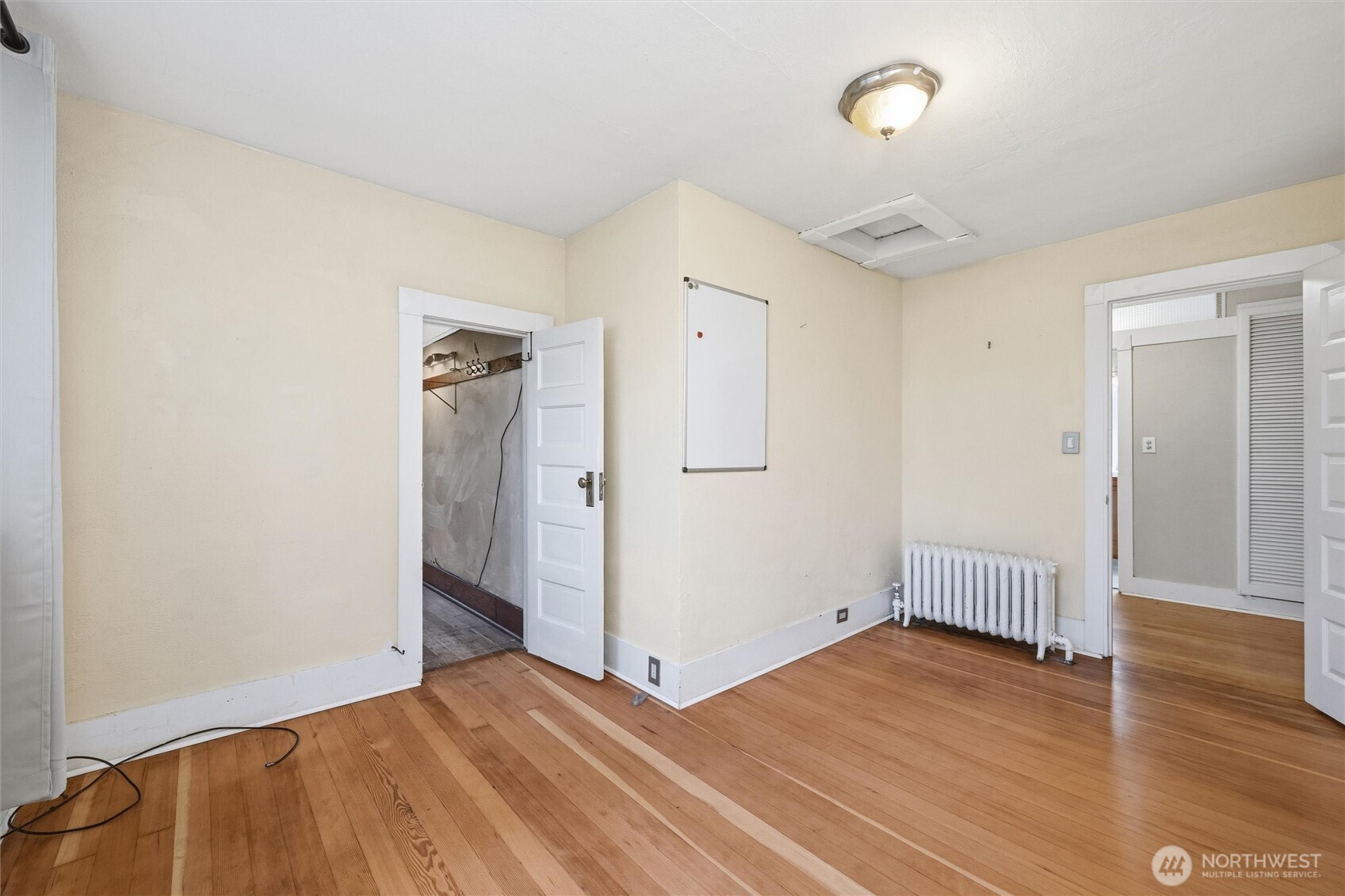 1215 S 10th Street , Mount Vernon, WA 98274