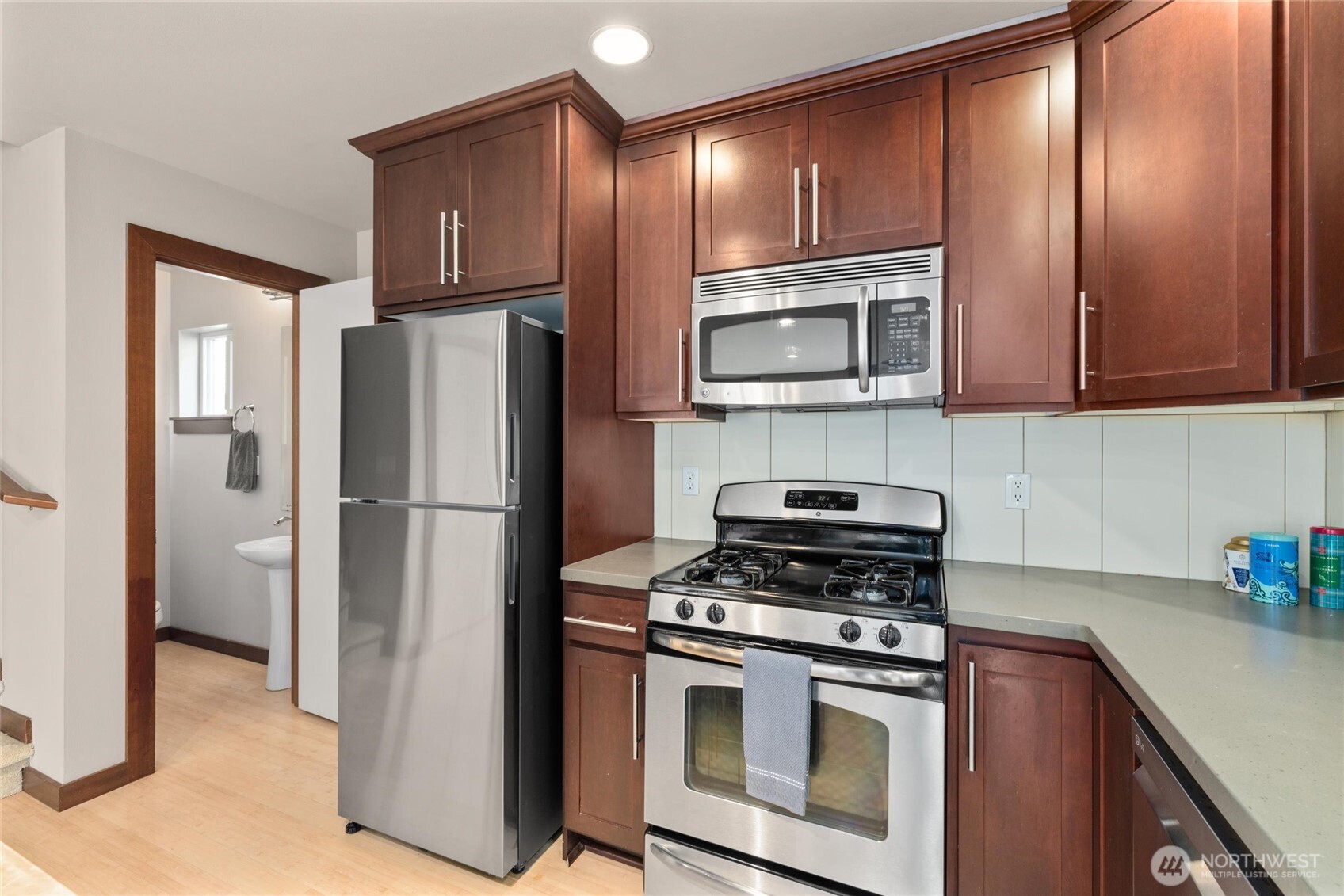 4005 7th Avenue NE, Seattle, WA 98105