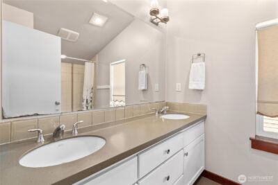 4005 7th Avenue NE, Seattle, WA 98105 - Photo 17