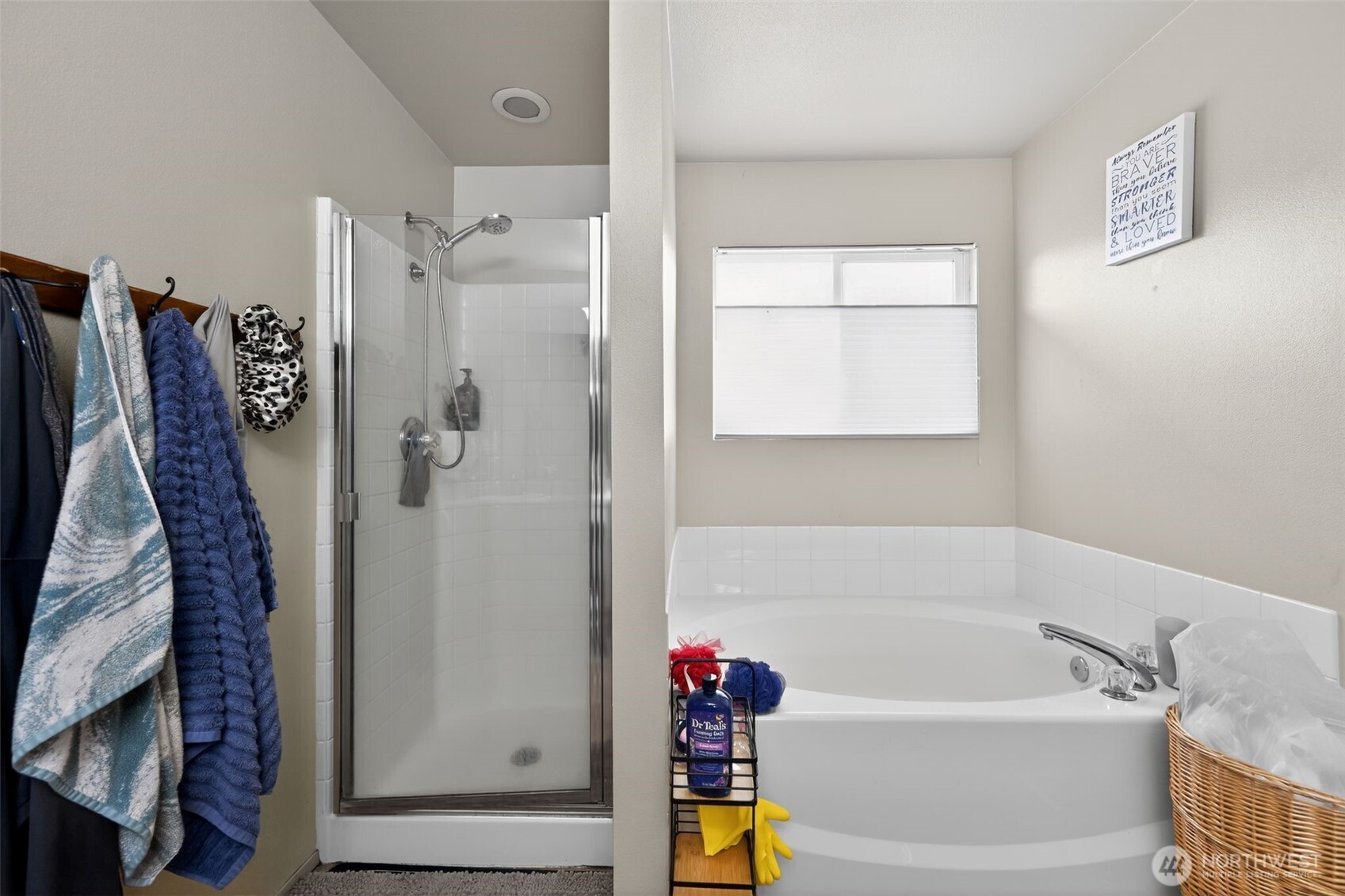 4014 45th Avenue NE, Tacoma, WA 98422