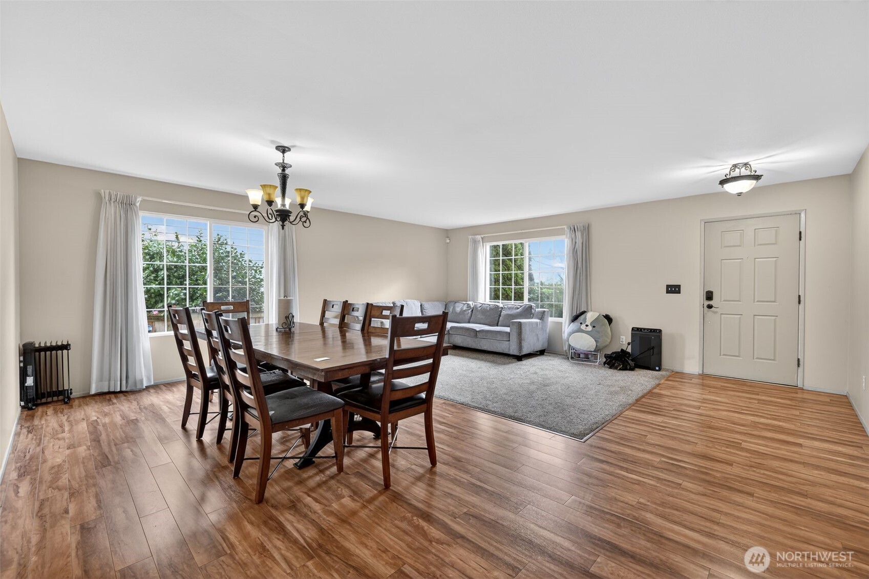 4014 45th Avenue NE, Tacoma, WA 98422