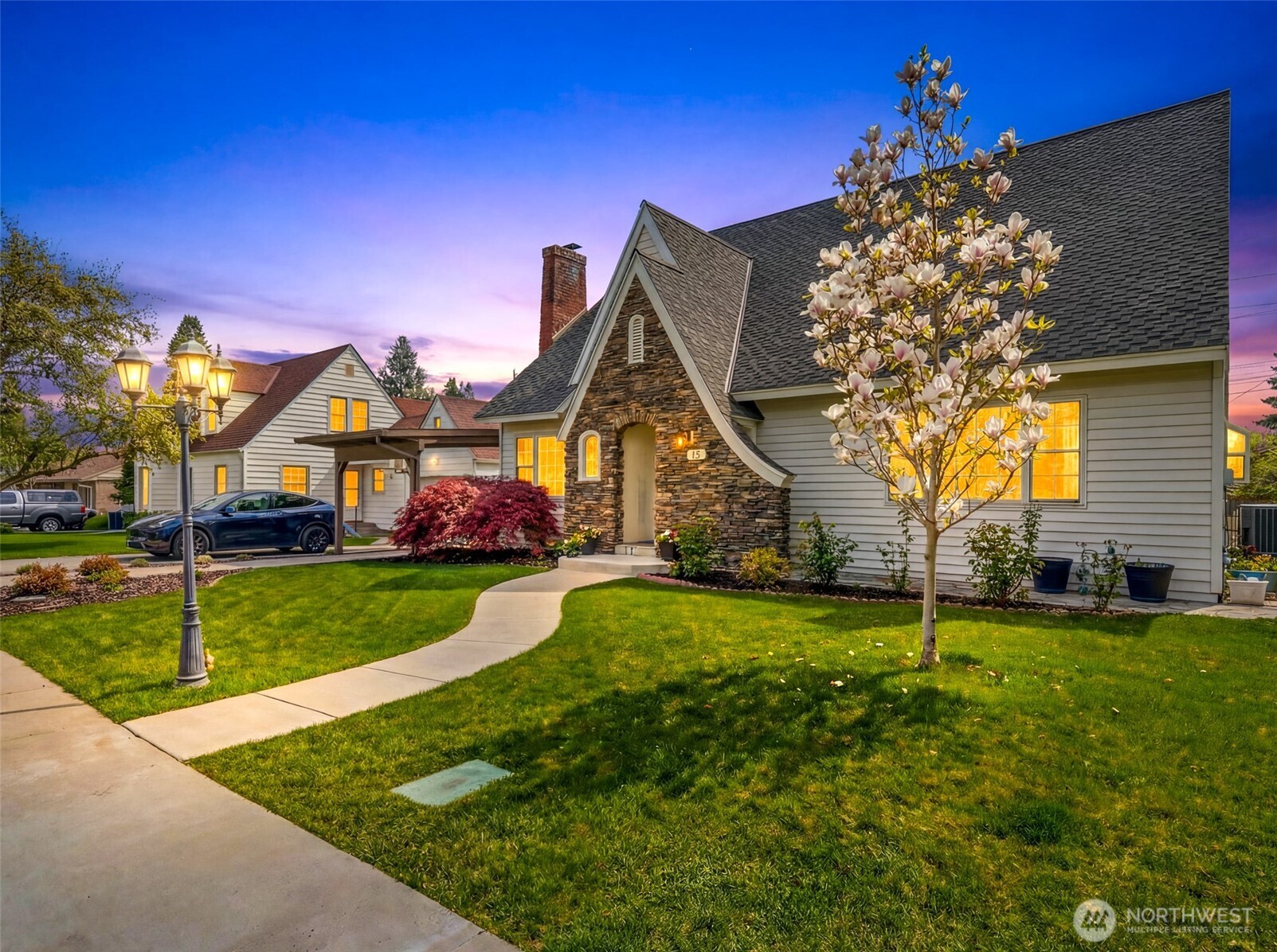 15 Furney Street , Wenatchee, WA 98801