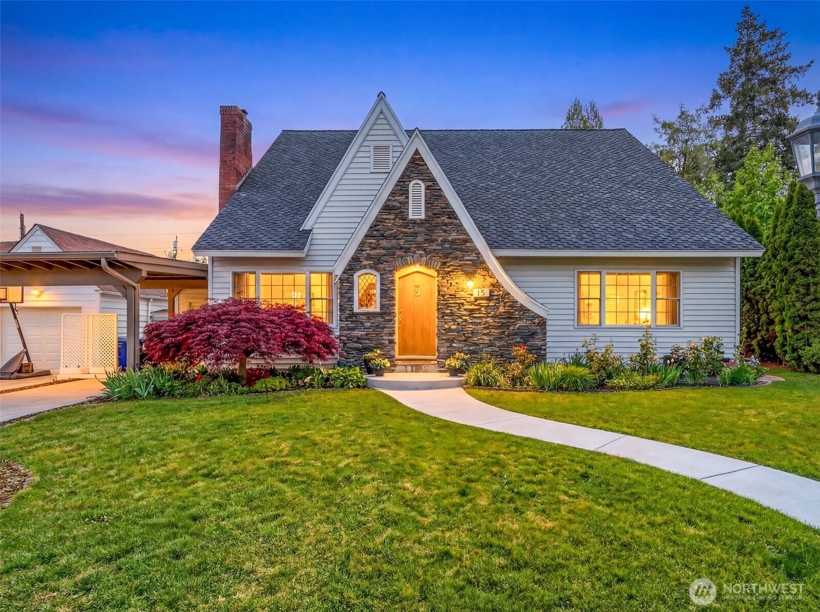 15 Furney Street , Wenatchee, WA 98801