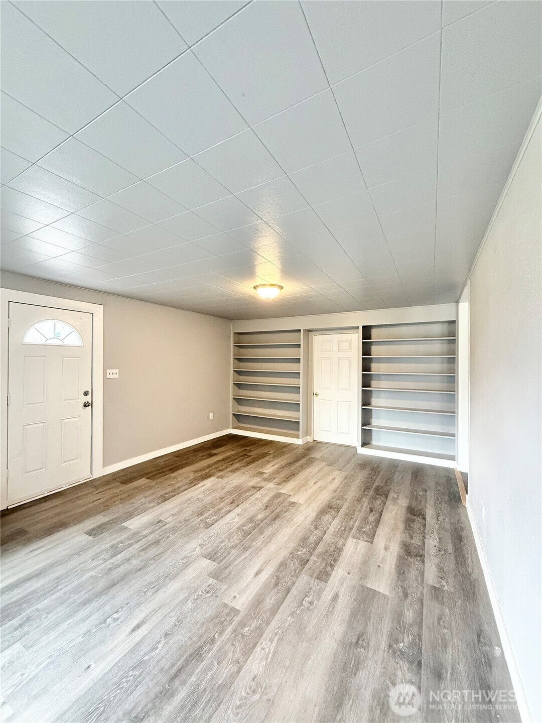 2549 N 4th Avenue , Okanogan, WA 98840