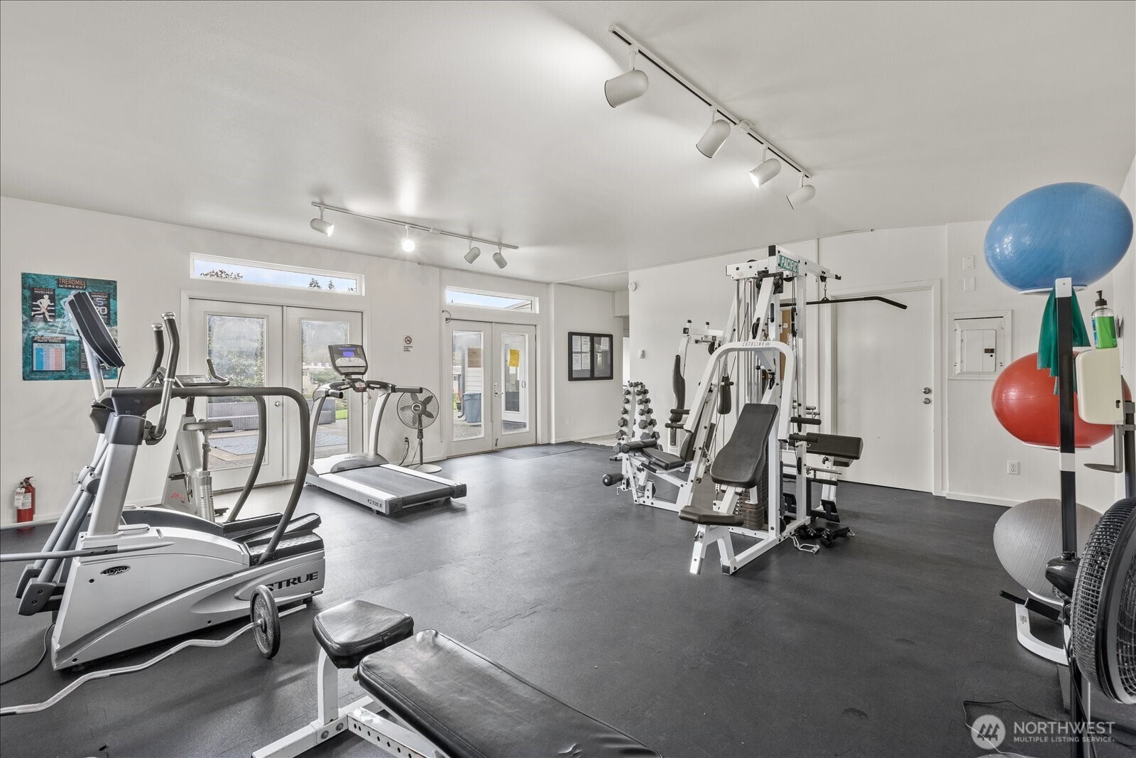 12631 NE 9th Place #C205, Bellevue, WA 98005