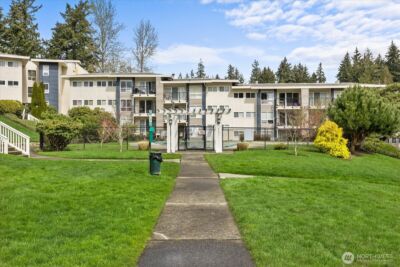 12631 NE 9th Place #C205, Bellevue, WA 98005 - Photo 22