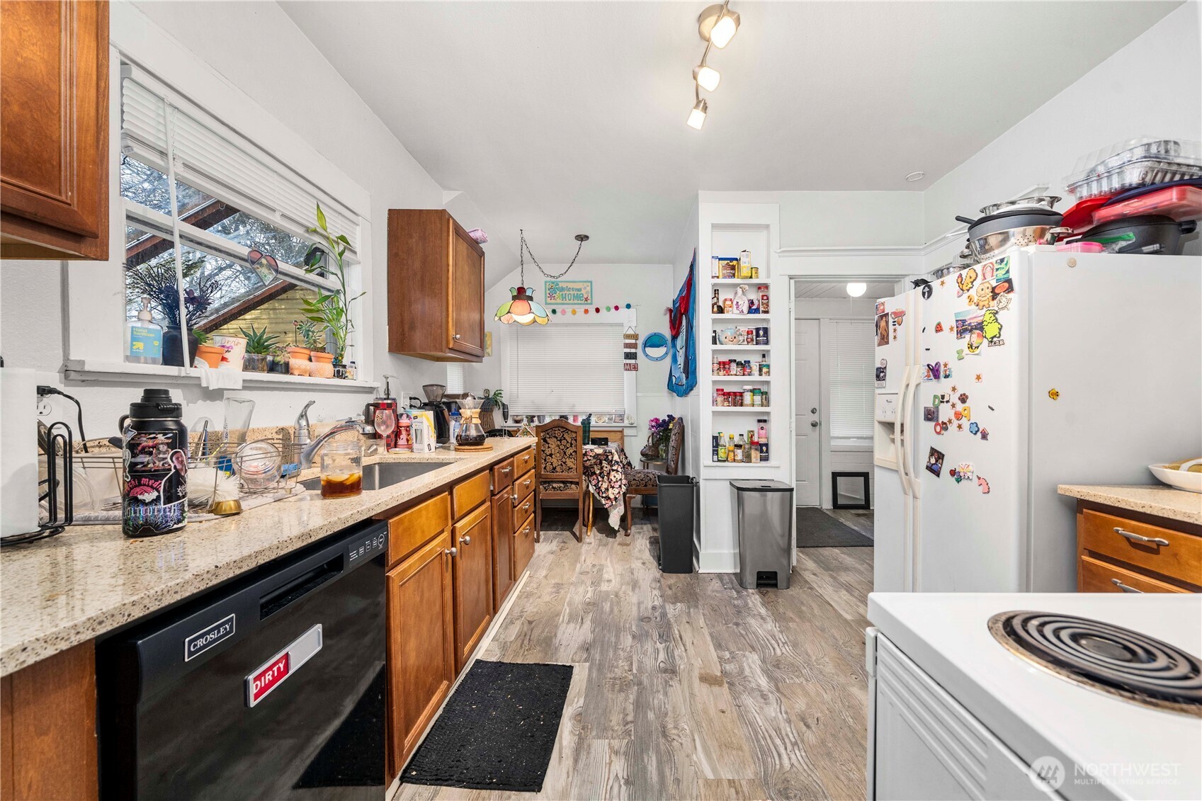 3812 S Thompson Avenue , Tacoma, WA 98418