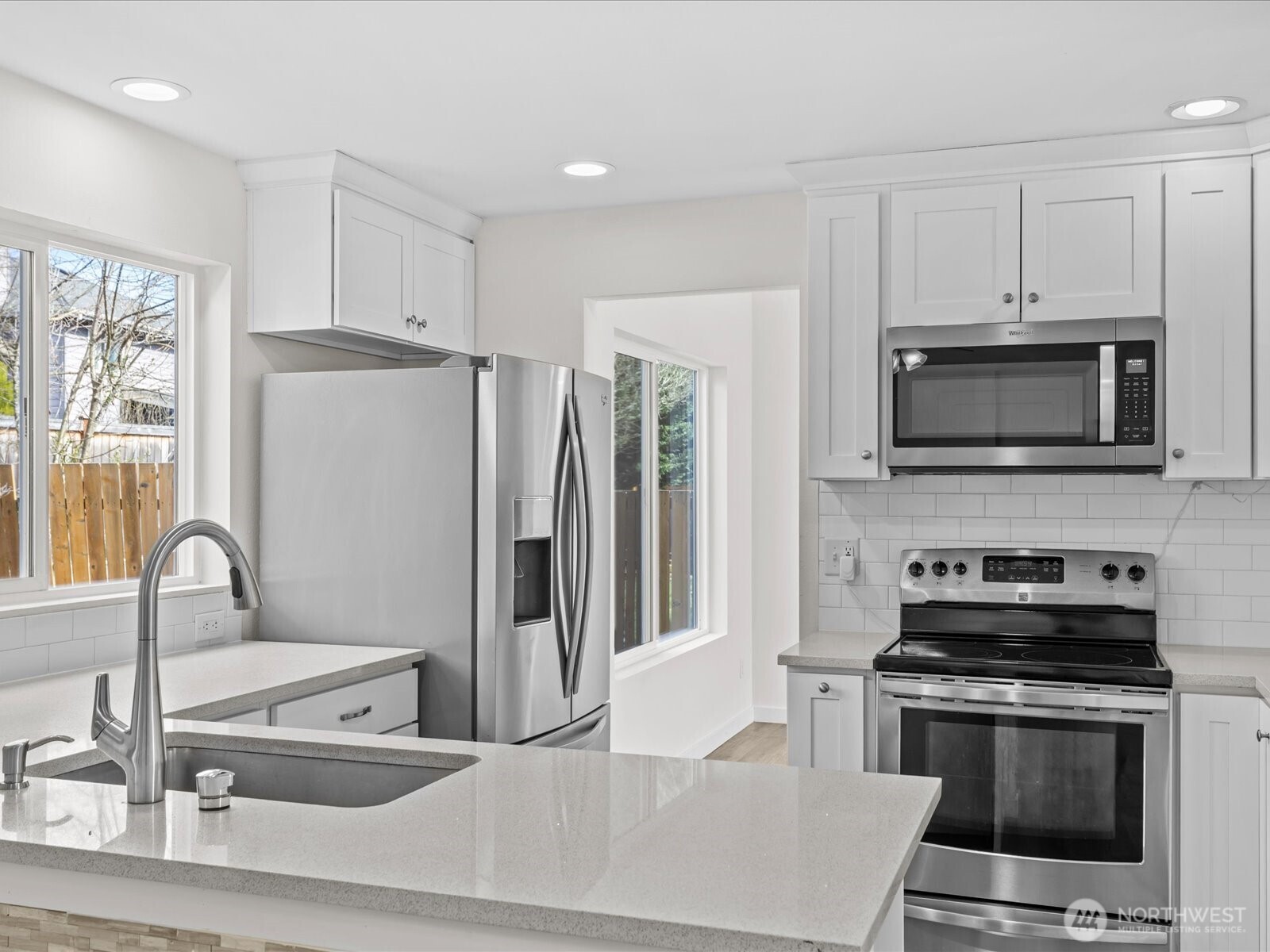 21234 SE 280th Street , Maple Valley, WA 98038