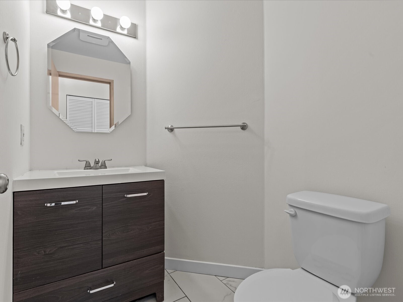 21234 SE 280th Street , Maple Valley, WA 98038