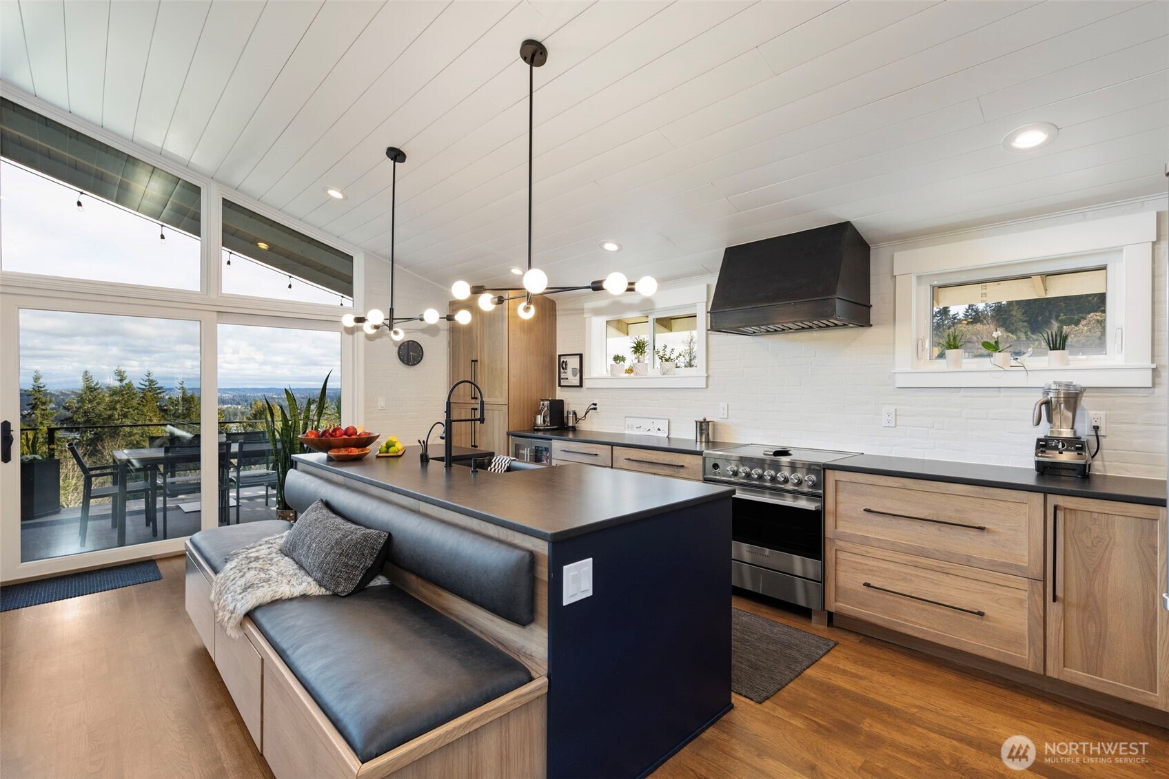 5190 NW Eldorado Boulevard , Bremerton, WA 98312