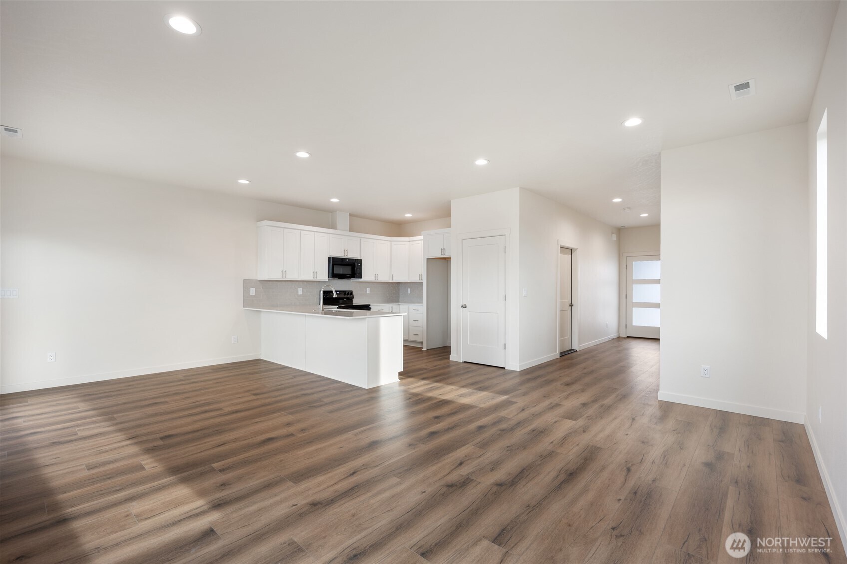 601 Dorsing Street #E25, Moses Lake, WA 98837